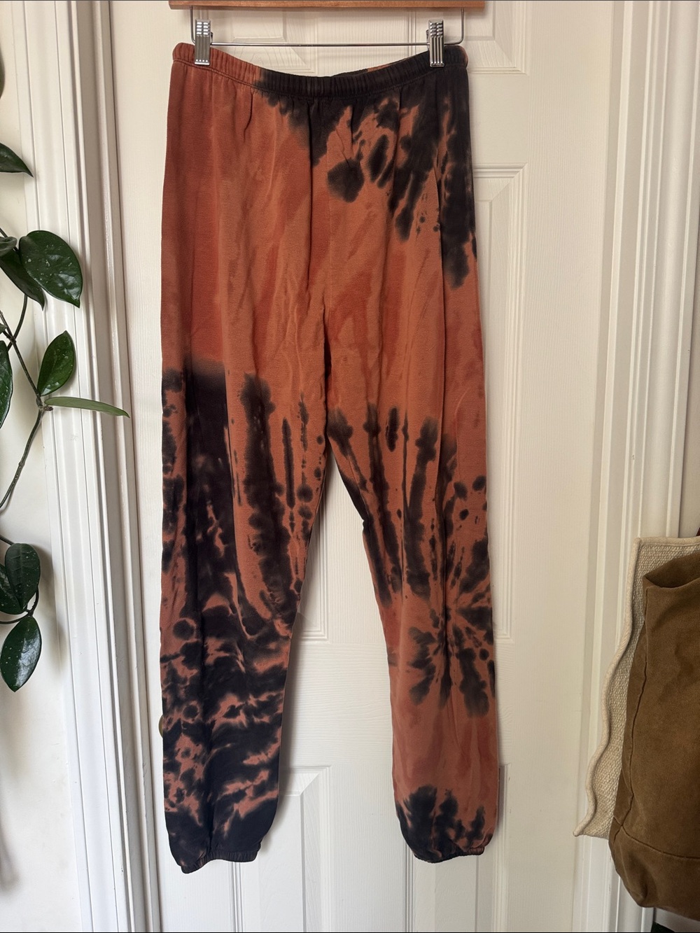 aerie Offline Ott fleece  Rust and Black Tie-Dye  Joggers